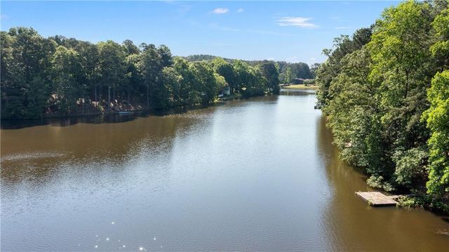 24 Commerce Row NE, Cartersville, GA 30121