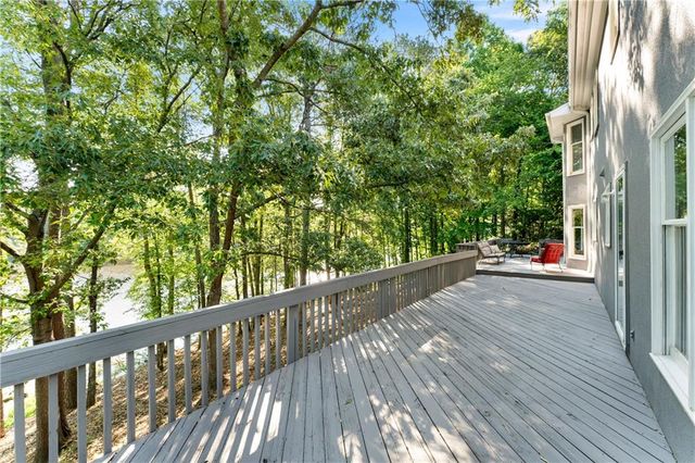 24 Commerce Row NE, Cartersville, GA 30121