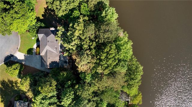 24 Commerce Row NE, Cartersville, GA 30121