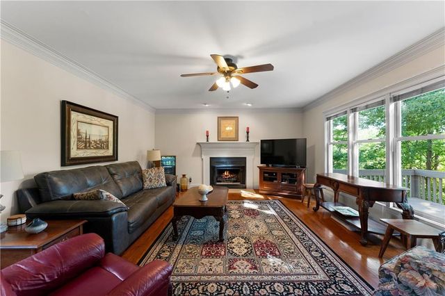 24 Commerce Row NE, Cartersville, GA 30121