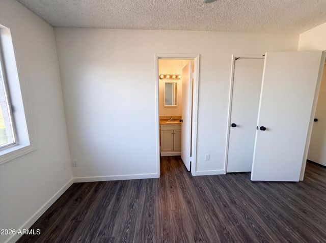 12028 N 41ST Drive, Phoenix, AZ 85029