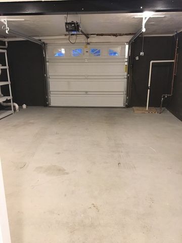 20 Ford St 20, Boston, MA 02128