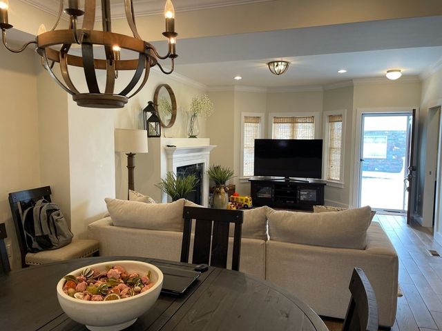 20 Ford St 20, Boston, MA 02128