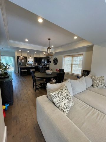 20 Ford St 20, Boston, MA 02128