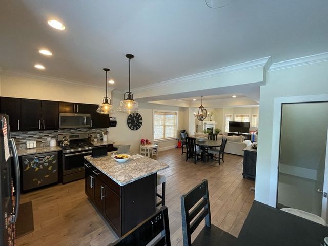 20 Ford St 20, Boston, MA 02128