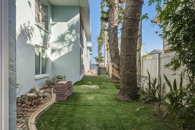 5055 N BEACH ROAD 106, Englewood, FL 34223