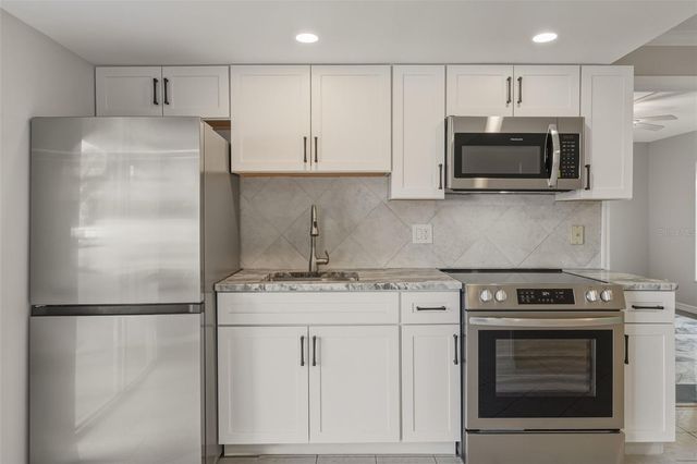 5055 N BEACH ROAD 106, Englewood, FL 34223