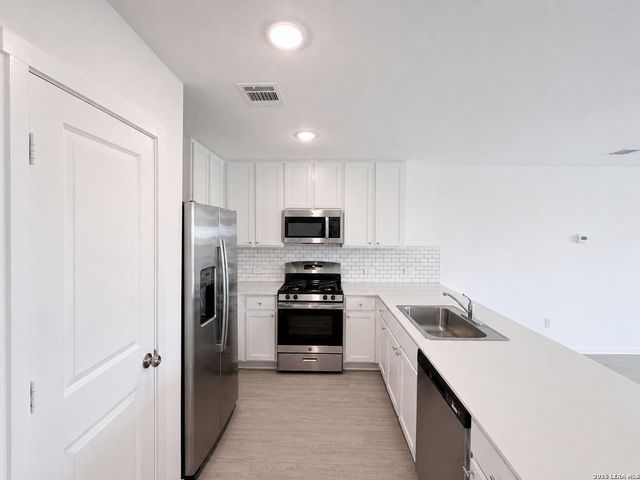 3521 Hilts Trail, New Braunfels, TX 78130