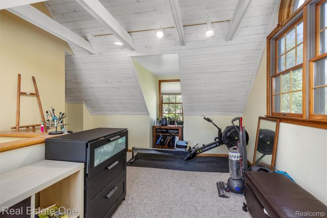 30115 Munger Drive, Livonia, MI 48154