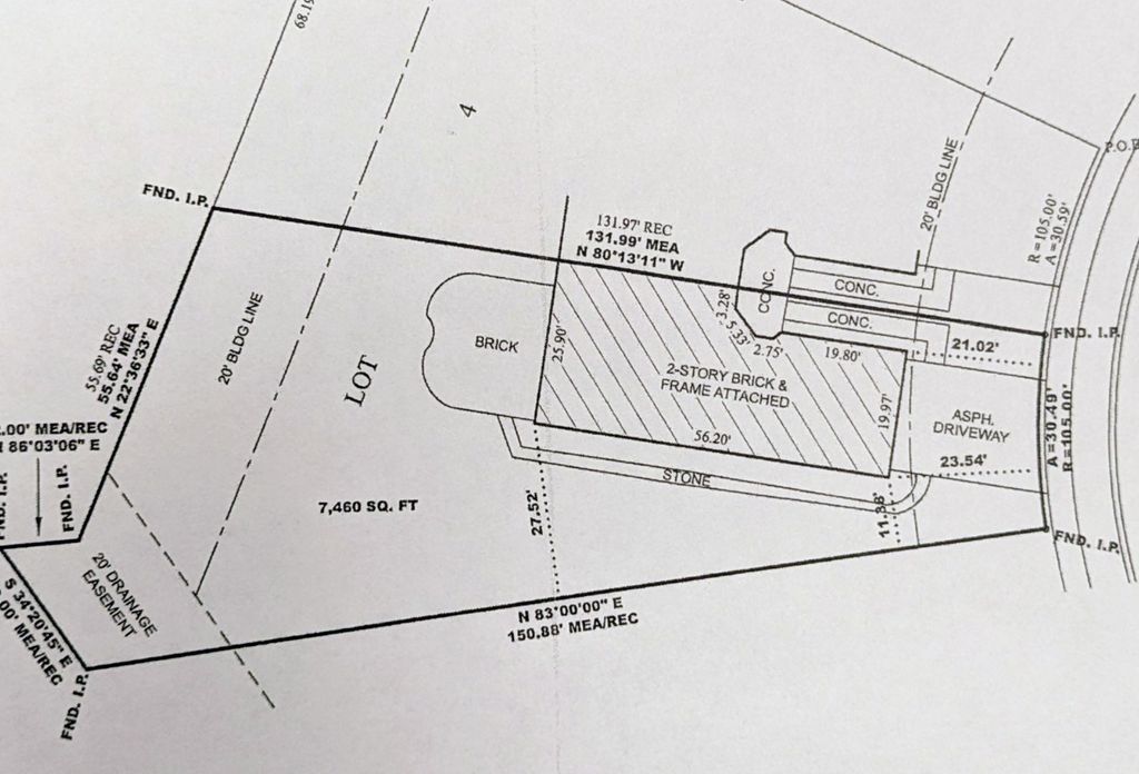 Image 25 of property listing at 905 Thornwood Court, St. Charles, IL 60174