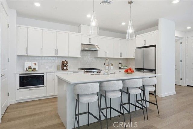 2378 Channel Drive 105, Ventura, CA 93003