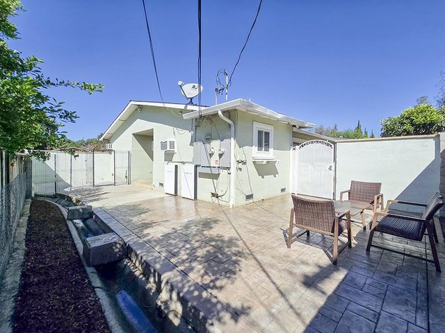 1582 Fall Avenue, San Jose, CA 95127