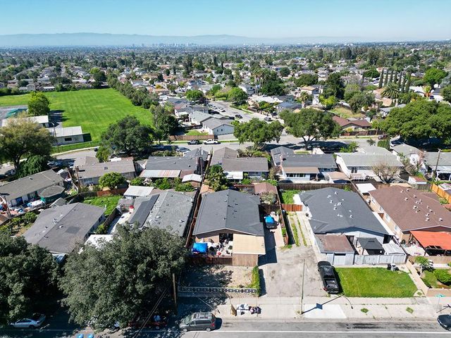 1582 Fall Avenue, San Jose, CA 95127