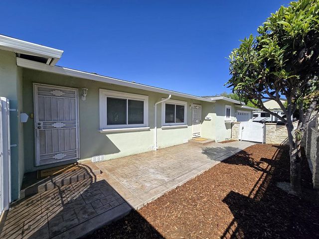 1582 Fall Avenue, San Jose, CA 95127