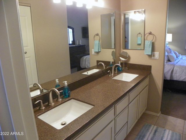 8653 E Royal Palm Road 1002, Scottsdale, AZ 85258