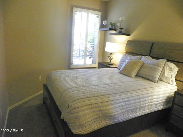 8653 E Royal Palm Road 1002, Scottsdale, AZ 85258