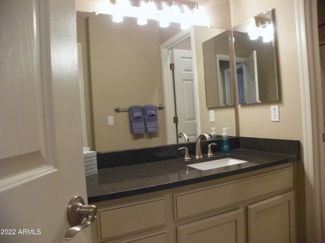 8653 E Royal Palm Road 1002, Scottsdale, AZ 85258