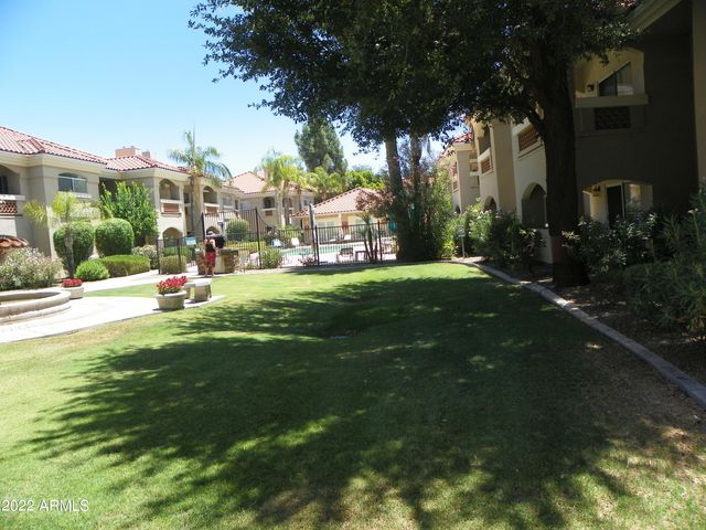 8653 E Royal Palm Road 1002, Scottsdale, AZ 85258
