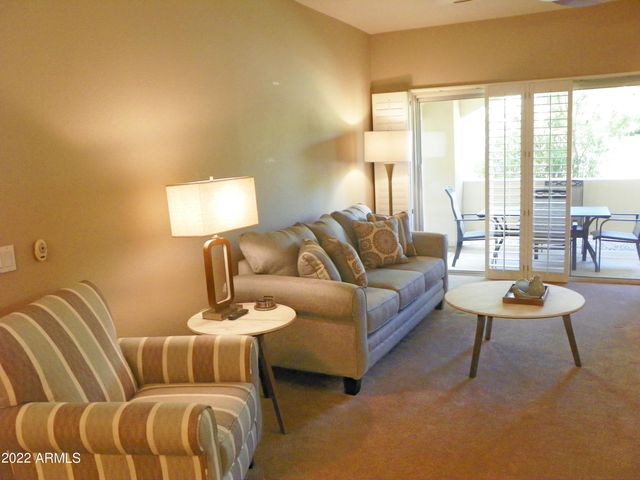 8653 E Royal Palm Road 1002, Scottsdale, AZ 85258