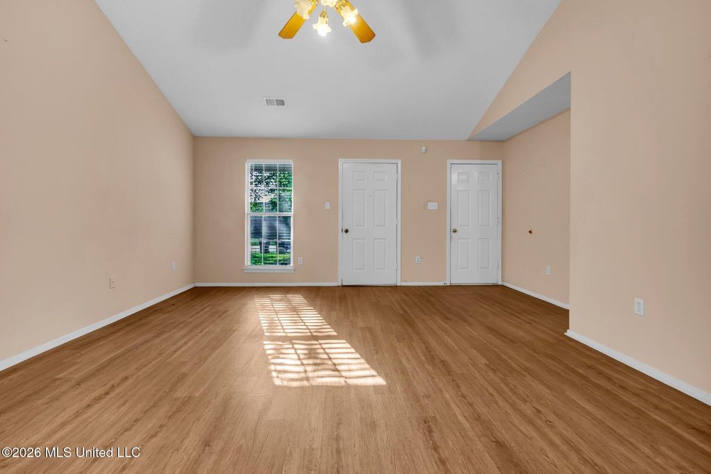 6500 Bentley Cove, Horn Lake, MS 38637 — photo 5