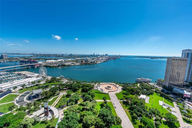 50 Biscayne Boulevard 3906, Miami, FL 33132