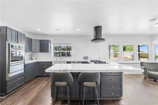 9916 Rathburn, Los Angeles, CA 91325