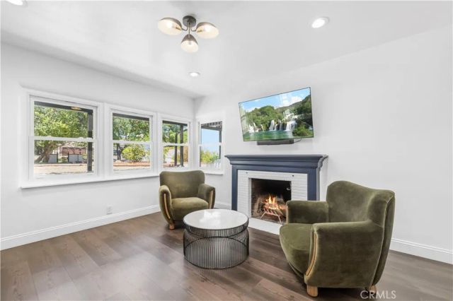 9916 Rathburn, Los Angeles, CA 91325