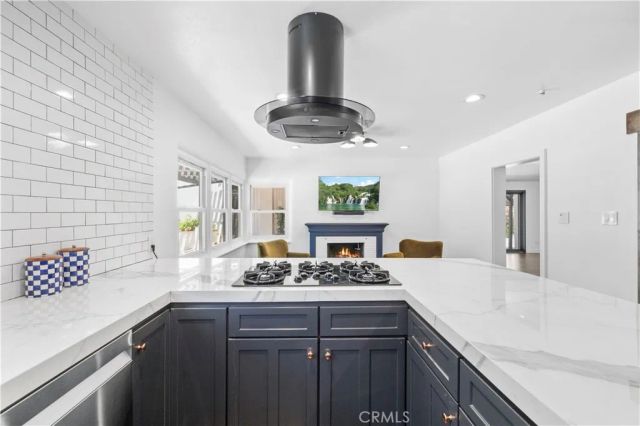9916 Rathburn, Los Angeles, CA 91325