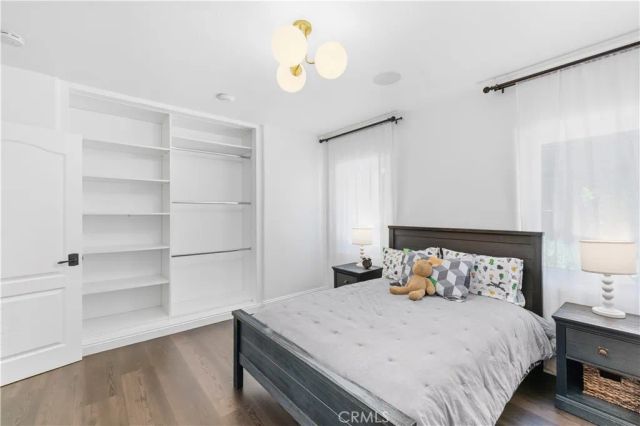 9916 Rathburn, Los Angeles, CA 91325