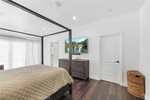 9916 Rathburn, Los Angeles, CA 91325