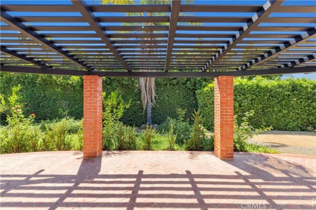 9916 Rathburn, Los Angeles, CA 91325