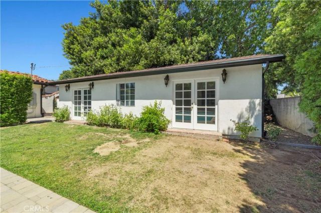 9916 Rathburn, Los Angeles, CA 91325