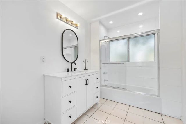 9916 Rathburn, Los Angeles, CA 91325