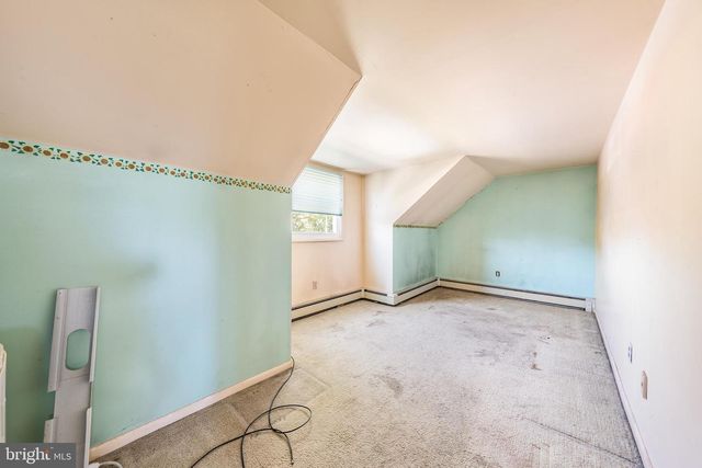 318 WASHINGTON ST, Pennsburg, PA 18073