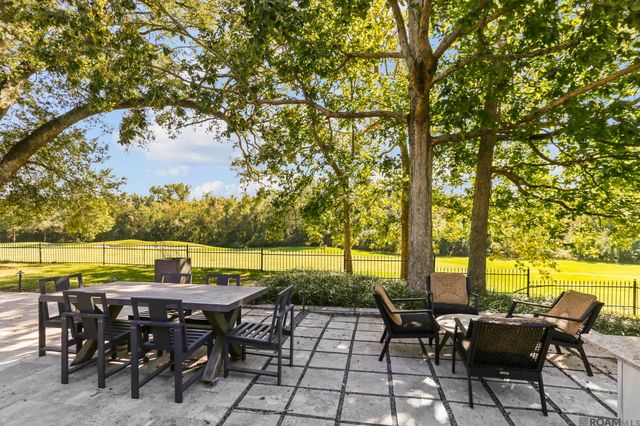 18260 S Mission Hills Ave, Baton Rouge, LA 70810