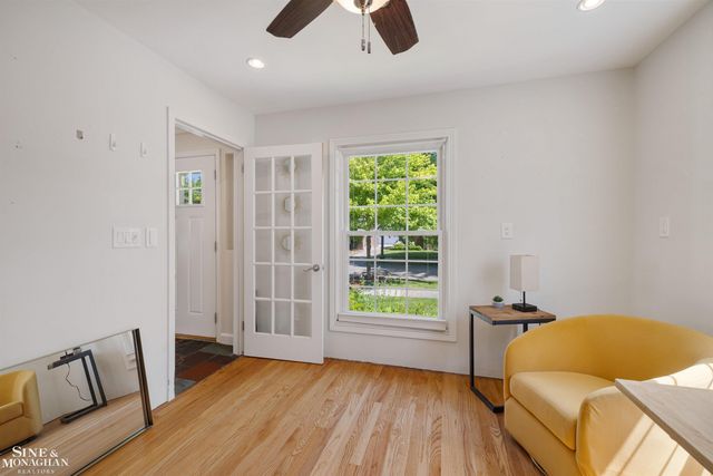 407 Lothrop Road, Grosse Pointe Farms, MI 48236