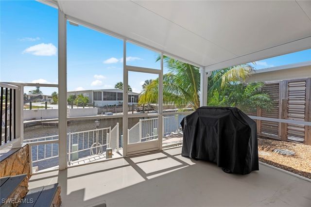 4677 Kahlua LN, Bonita Springs, FL 34134