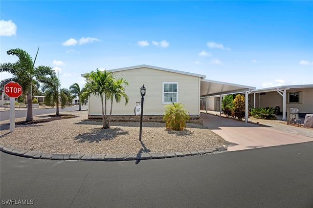 4677 Kahlua LN, Bonita Springs, FL 34134