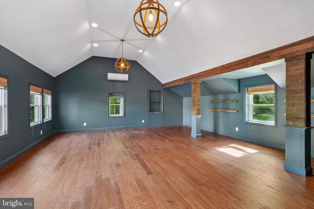 919 FRAZIER RD, Jenkintown, PA 19046