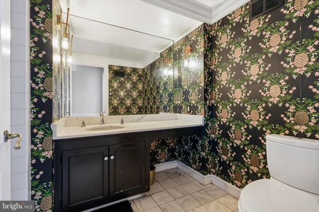 919 FRAZIER RD, Jenkintown, PA 19046