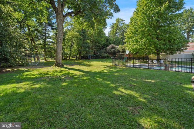919 FRAZIER RD, Jenkintown, PA 19046