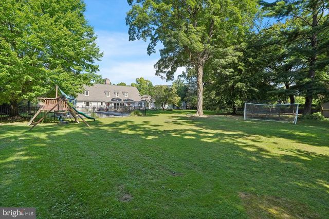 919 FRAZIER RD, Jenkintown, PA 19046