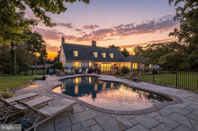 919 FRAZIER RD, Jenkintown, PA 19046