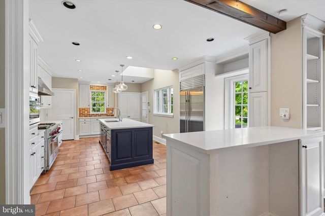 919 FRAZIER RD, Jenkintown, PA 19046