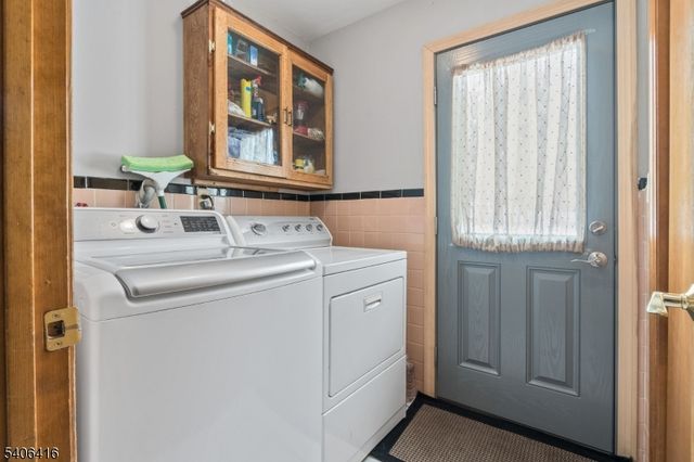 24 Rivendell Rd, Roxbury Twp., NJ 07876