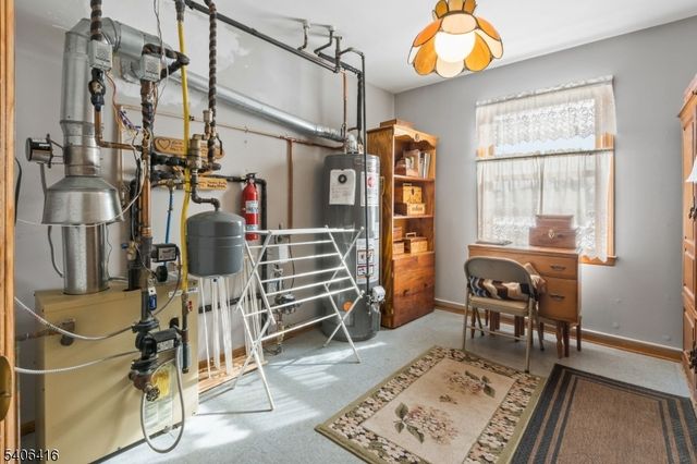 24 Rivendell Rd, Roxbury Twp., NJ 07876