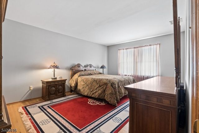 24 Rivendell Rd, Roxbury Twp., NJ 07876