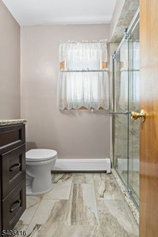 24 Rivendell Rd, Roxbury Twp., NJ 07876