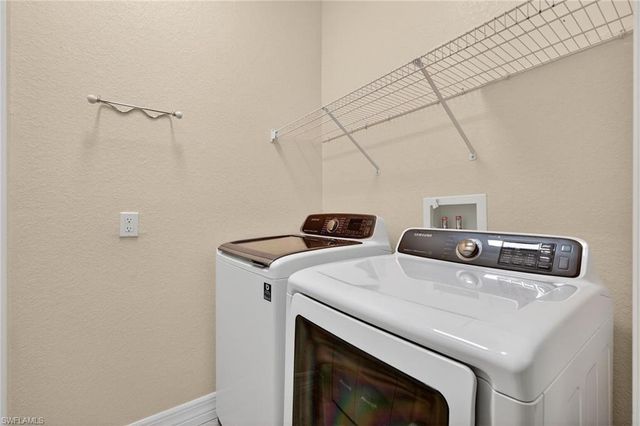 9824 Cristalino View WAY # 103, Fort Myers, FL 33908