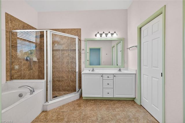 9824 Cristalino View WAY # 103, Fort Myers, FL 33908